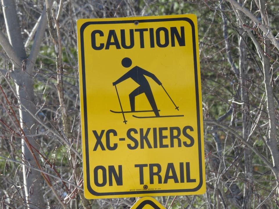 Caution sign to watch out for skiers!