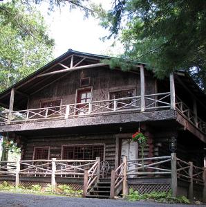 The great adirondack camp, great pine knot