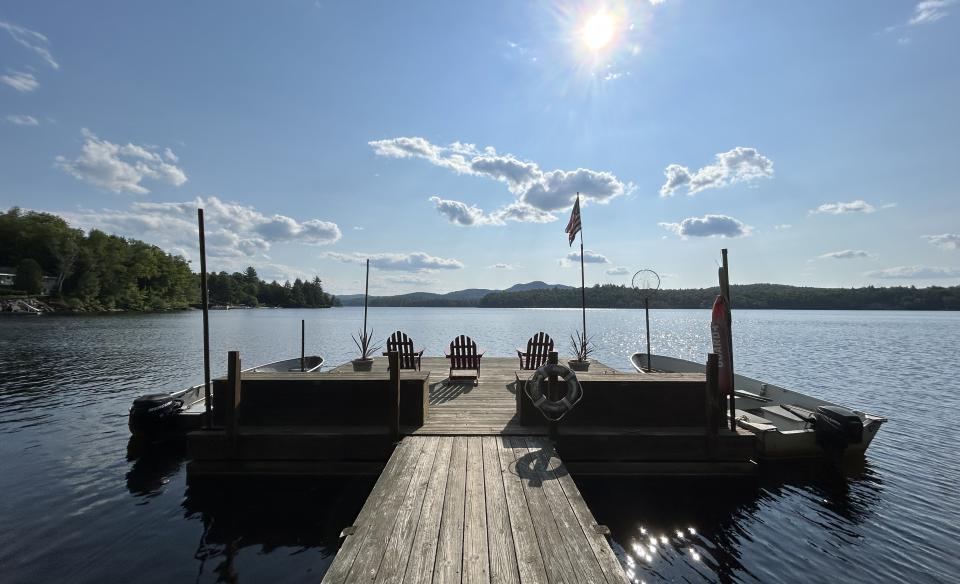 Long dock with landing at Paddlers Rest