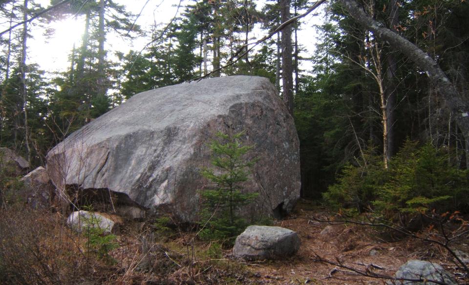 One of the large boulders that can be found near Twitchell Falls
